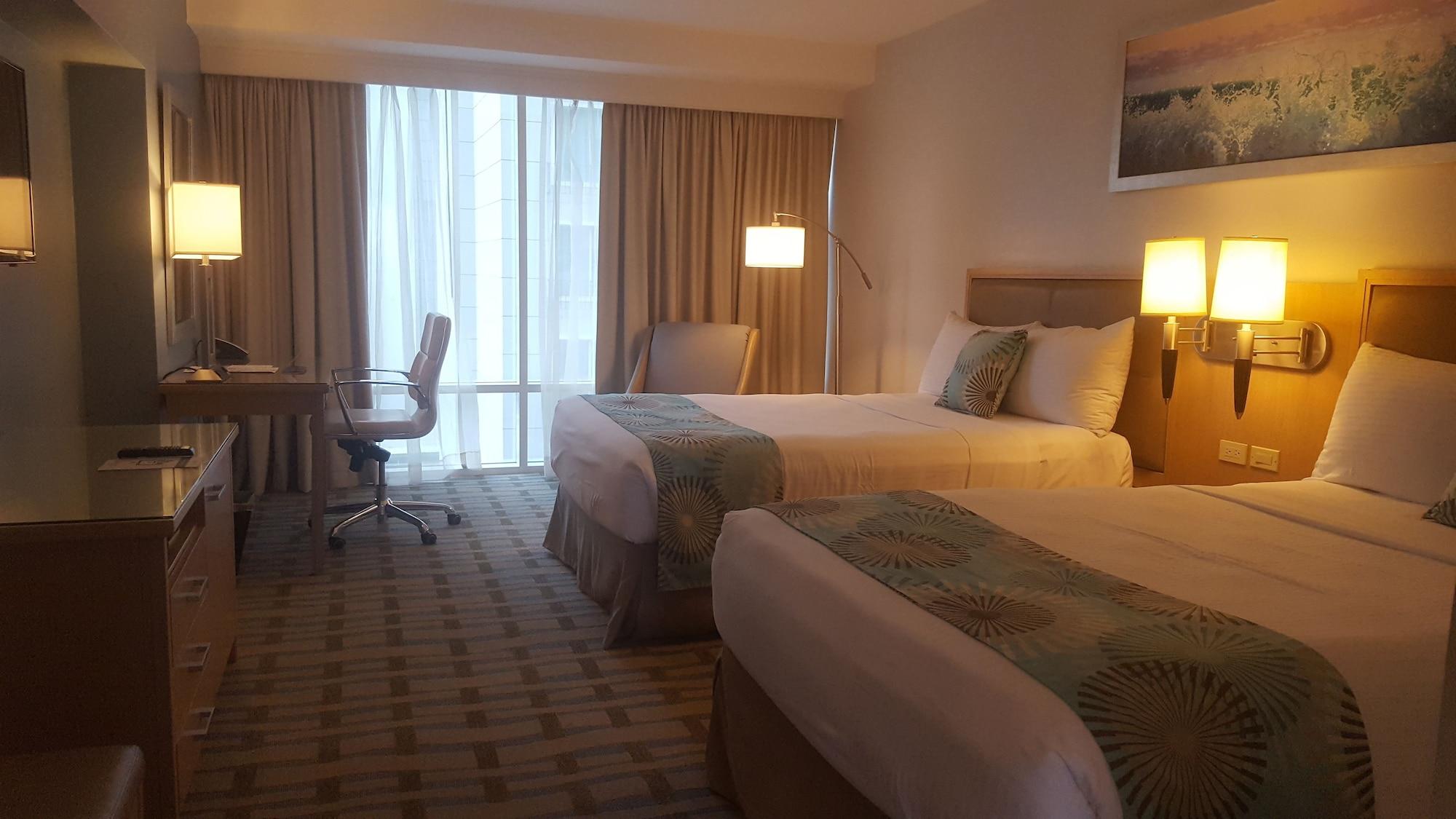The Executive Hotel 4*