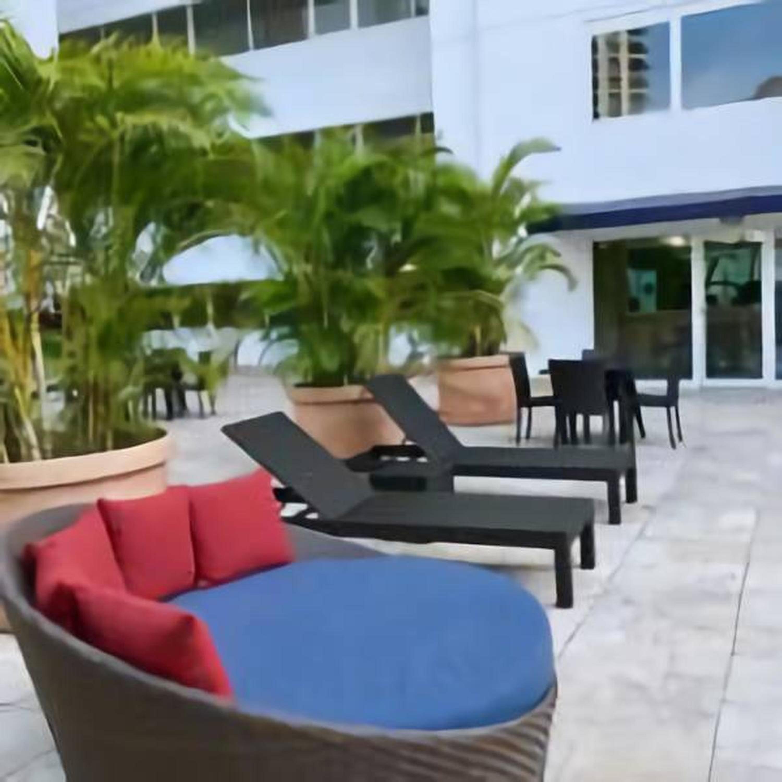 Hotel The Executive 4*