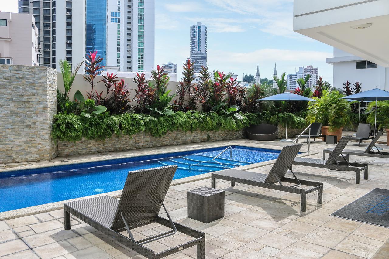 The Executive Hotel 4*