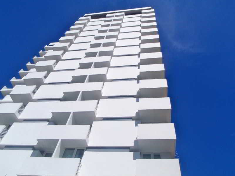 Hotel The Executive 4*